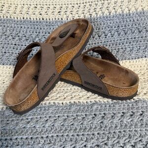 Birkenstock Tobacco Brown "Gizeh" Oiled Leather Sandals Sz 36 (US 5-5.5)